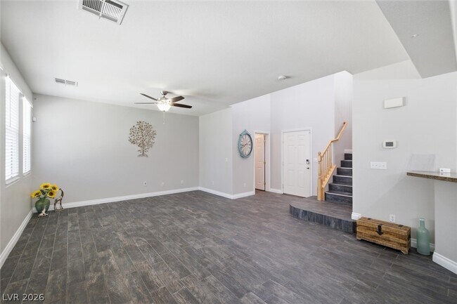 Building Photo - 321 W Arrowbird Ave