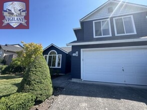 Building Photo - 1614 N Falcon Dr