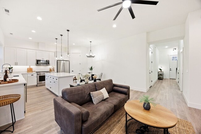 Building Photo - Convenience, Beauty and Space Makes this H...