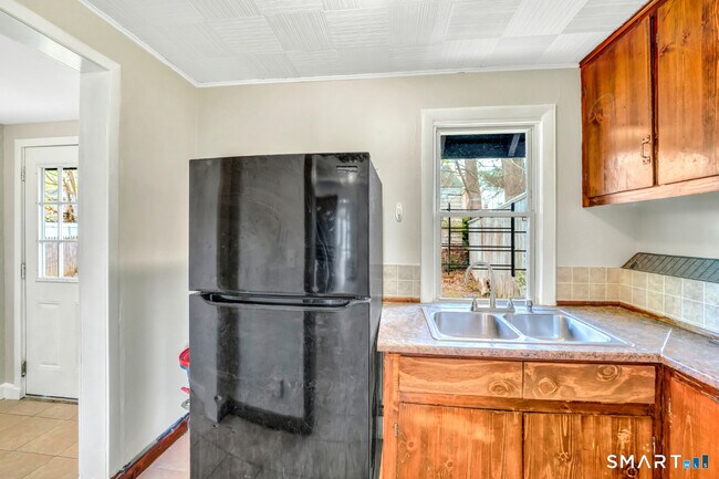 Building Photo - 55 Clifton Ave