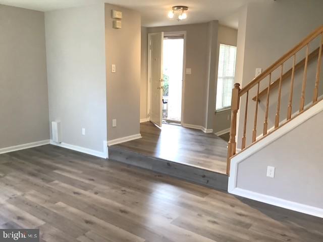 Building Photo - 16202 Ellipse Terrace