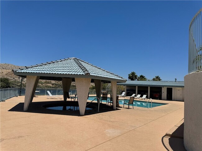 Building Photo - 1663 AZ-95