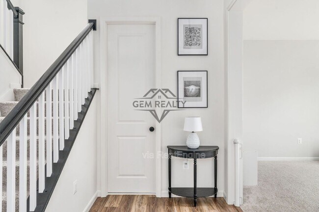 Building Photo - 7812 Bexley Ln