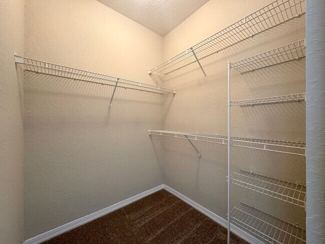 Building Photo - 2BR/1BA Second Floor Condo in Visconti Mai...