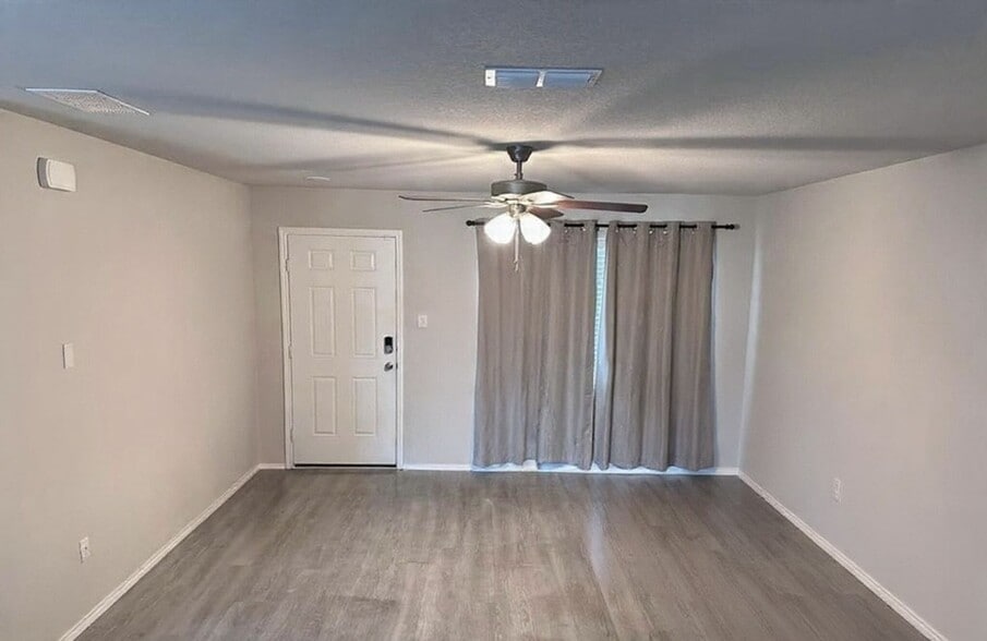 Building Photo - 6317 Bollard Dr