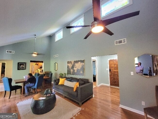 Building Photo - 3166 Big Springs Ct