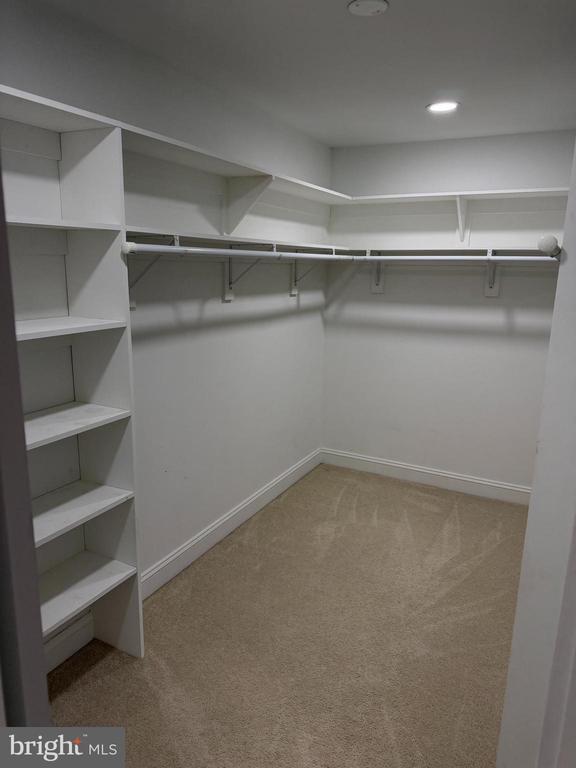 Building Photo - 13580 Den Hollow Ct