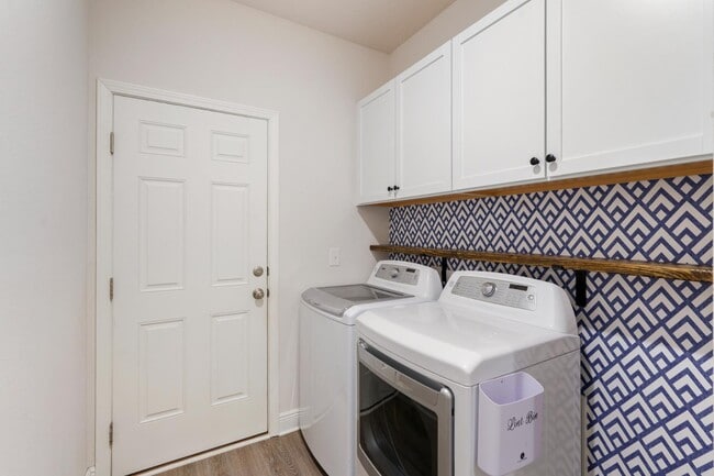 Building Photo - 55 Lightning Bug Ln