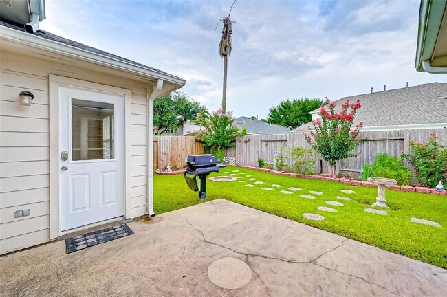 Building Photo - 3630 Winstrome Ct