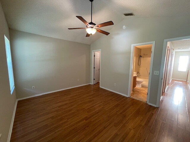 Building Photo - Updated 3BR/2BA Home with Fenced Backyard in Dunn Ave / Highlands Area