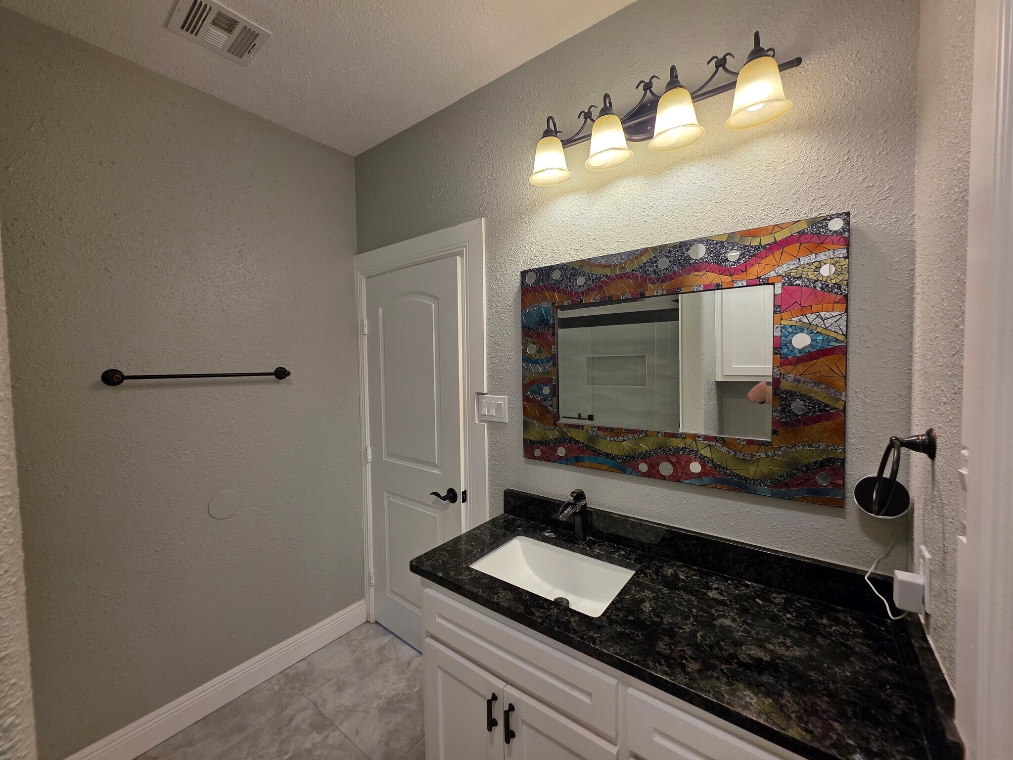 Building Photo - 15337 Bonasse Ct