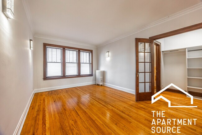 Building Photo - 3126.5 North Spaulding Ave. Unit 1E