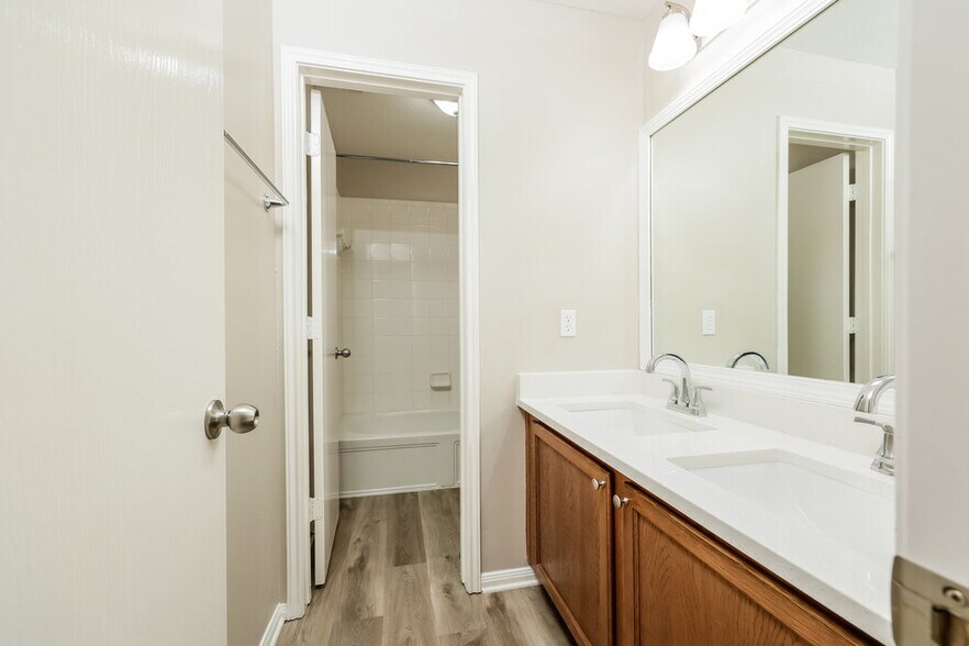 Building Photo - 19203 Anthurium Ct