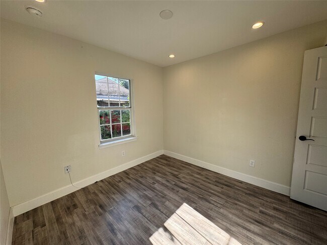 Building Photo - 7212 Corpus Christi St