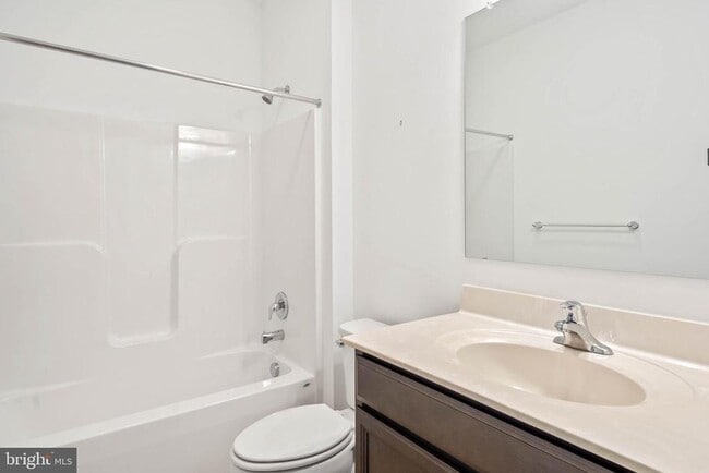 Building Photo - 22395 Arbor Cir