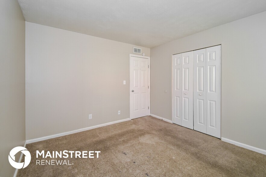Building Photo - 5007 Invicta Dr