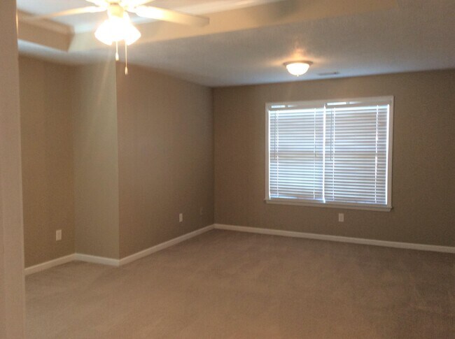 Building Photo - 1079 Grove Landing Ln