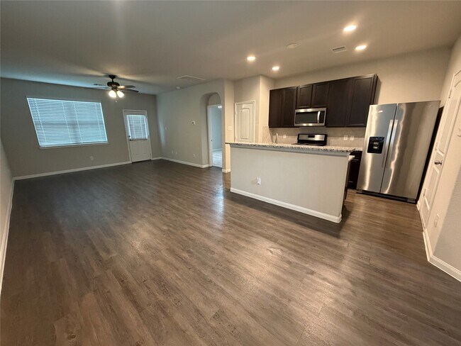 Building Photo - 3591 Cannon Dr