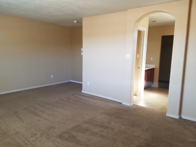 Building Photo - Stunning 5 Bedroom 2 Story Home. Coming soon!