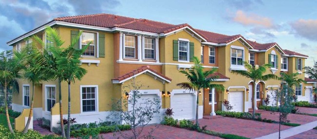Primary Photo - Portofino Court