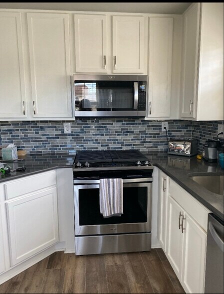 Building Photo - 111 N Adams Ave