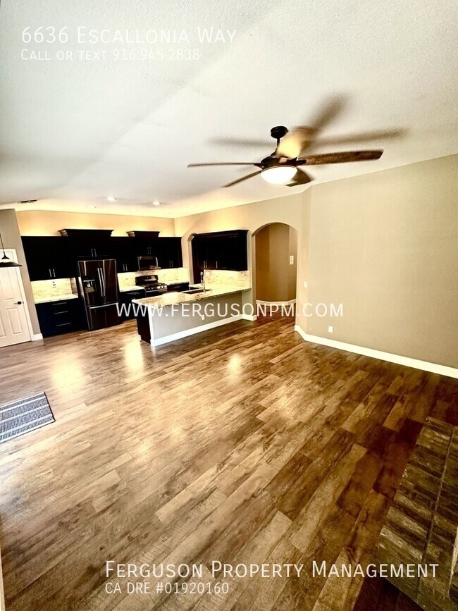 Building Photo - 6636 Escallonia Way
