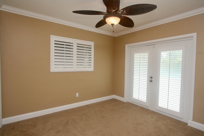 Building Photo - 839 Malaga Dr