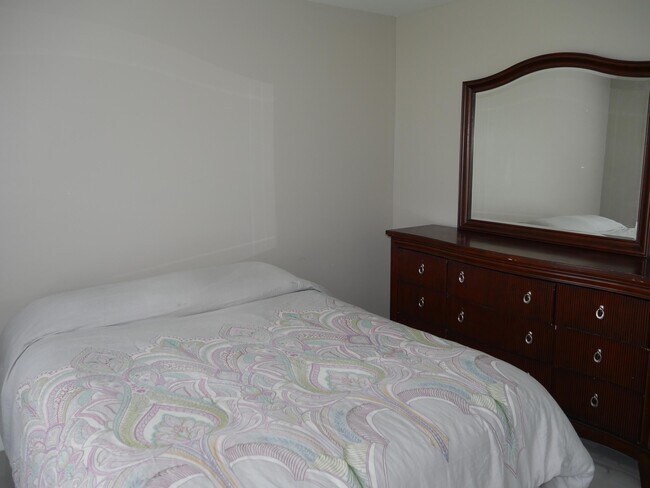 Building Photo - 15652 Bottlebrush Cir