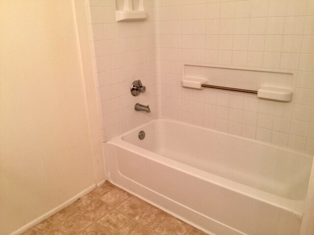 Building Photo - RB 2 Br 2 BathPetOK+washer+Dryer All Appl 2 Prkg spots>TEXT 858-774-1574