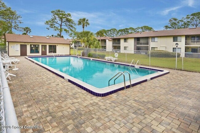 Building Photo - 1515 Huntington Ln