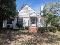 Building Photo - 1449 Troupe St