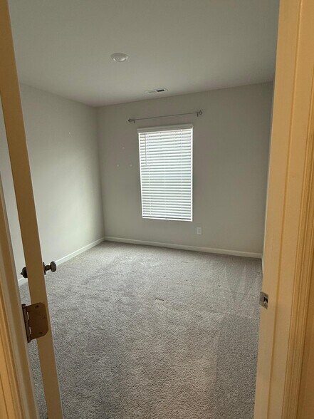 Building Photo - 2526 Drumwright Way