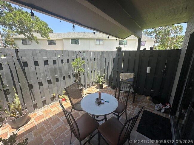 Building Photo - 3801 Inlet Cir