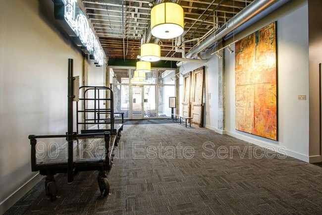 Building Photo - 505 Tennessee St