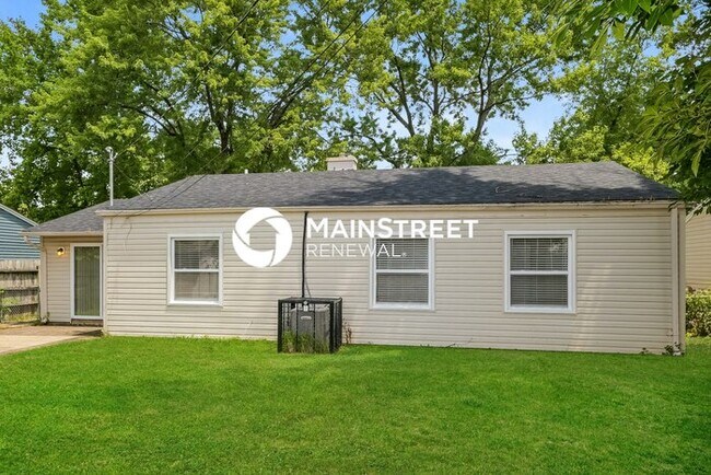 Building Photo - 3 Bedroom Pet-Friendly Home in St Peters, MO with Main Street Renewal