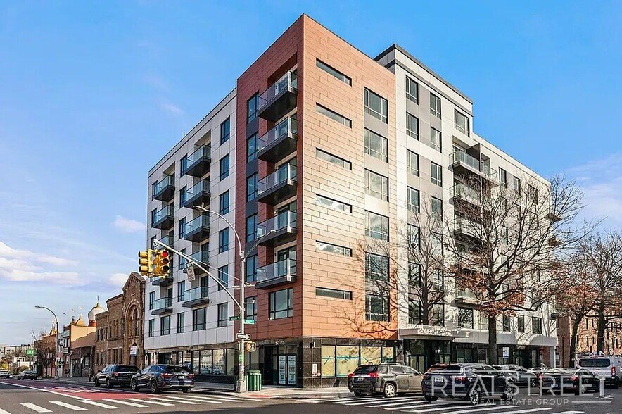 Building Photo - Hillside Avenue