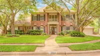 Building Photo - 3902 Lyndhurst Pl