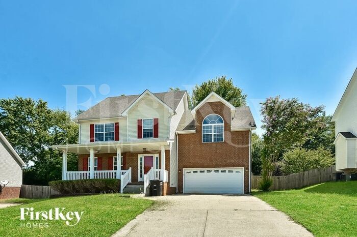 Primary Photo - 712 Winding Bluff Way