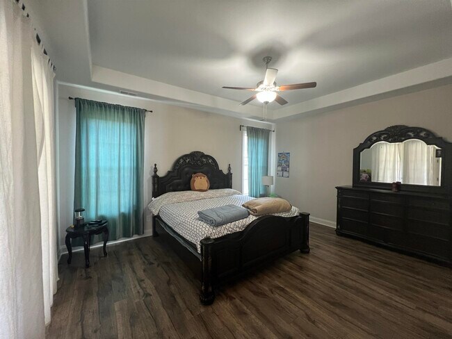 Building Photo - 10012 Adagio Cv