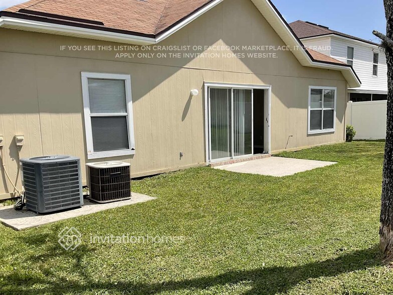 Building Photo - 5604 Ashleigh Park Dr