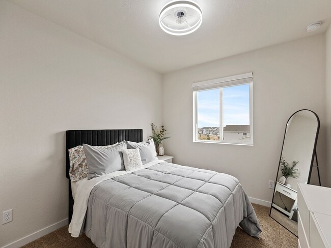 Building Photo - Stunning 4-Bed 2.5-Bath Oasis- Severance, CO!
