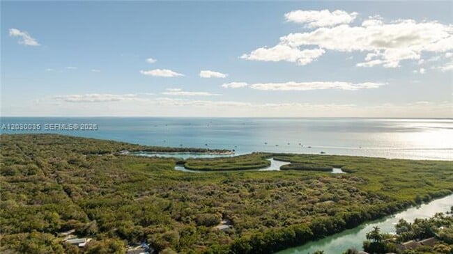 Building Photo - 210 Seaview Dr
