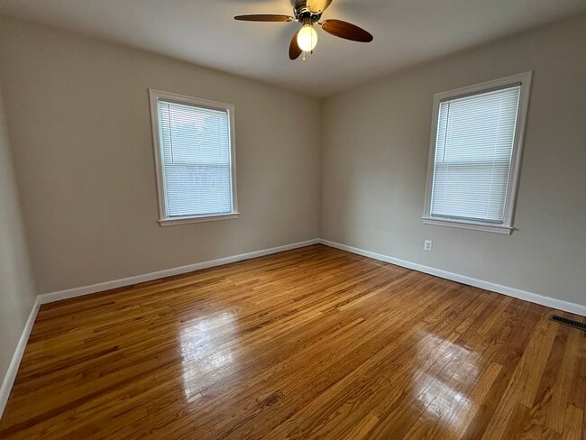 Building Photo - 26621 Belleair St