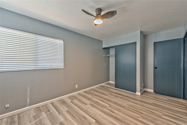 Building Photo - 7216 Archcrest Ave