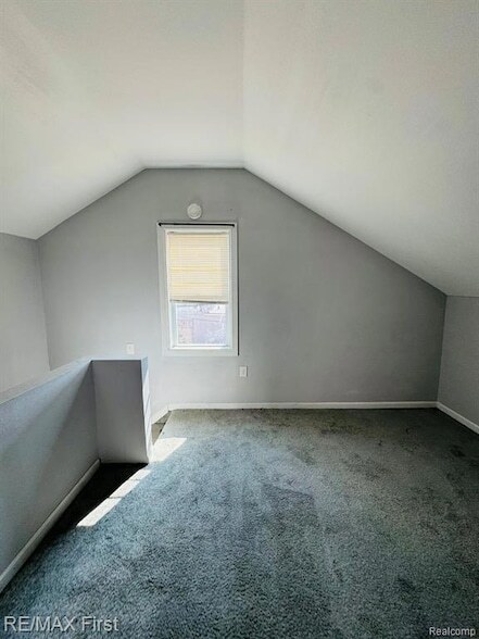 Building Photo - 15318 Whitcomb