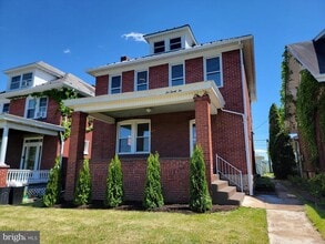 Building Photo - 632 Hill Top Dr