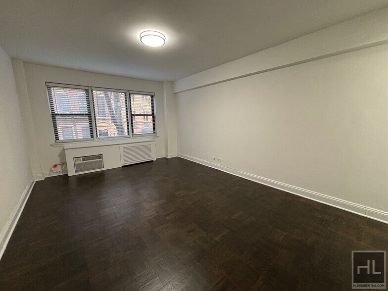 Building Photo - BEEKMAN PLACE