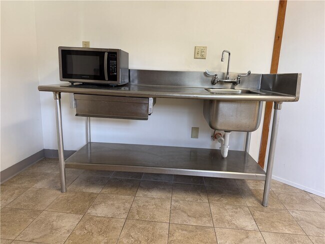Building Photo - 42981 NY-28