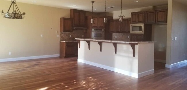 Building Photo - 3626 Azure Dr