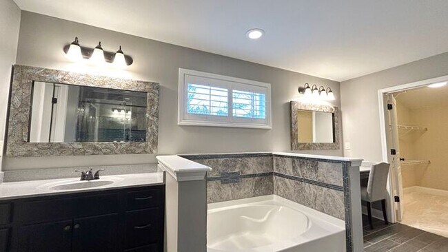 Building Photo - Stunning Cumming Executive Home, Hand Scraped Hardwoods, Custom Upgrades!